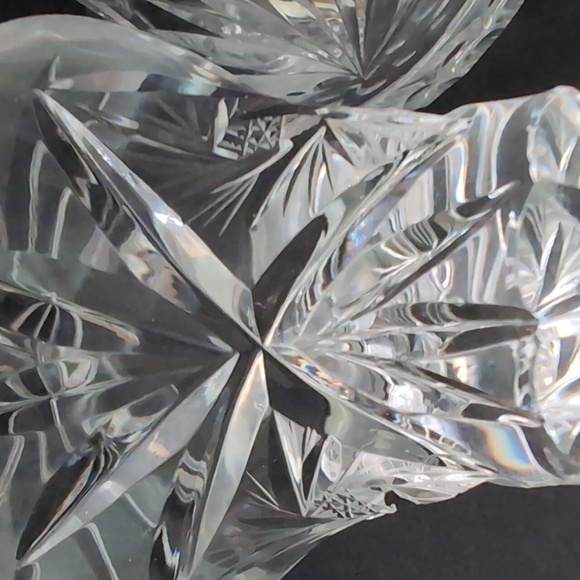 VGT, Heavy Cut Pinwheel Crystal Decanter/Stopper. - Picture 6 of 11